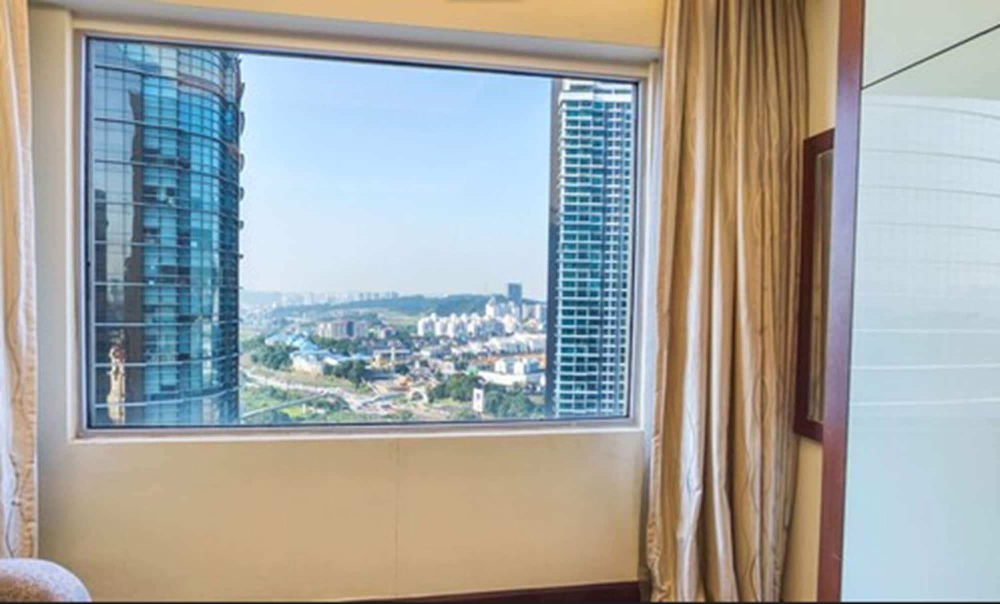 St Giles Gardens Hotel Kuala Lumpur Zewnętrze zdjęcie View from a guest room